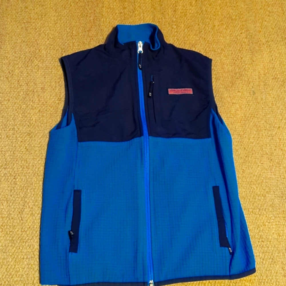 Youth large Vineyard Vines vest